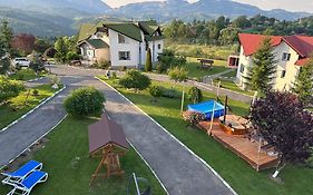 Pensiunea In deal La Lupi